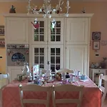 Mikigio 3*