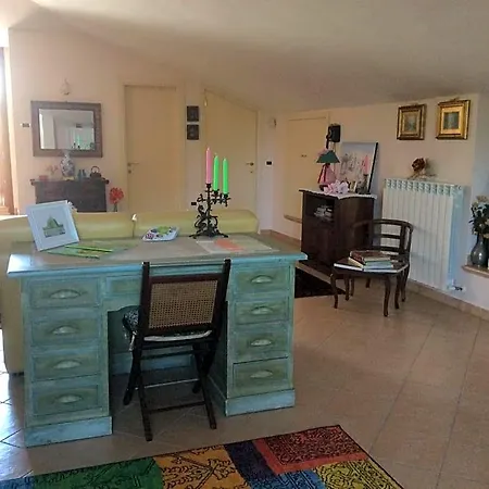 Alojamento de Acomodação e Pequeno-almoço Mikigio Mondavio