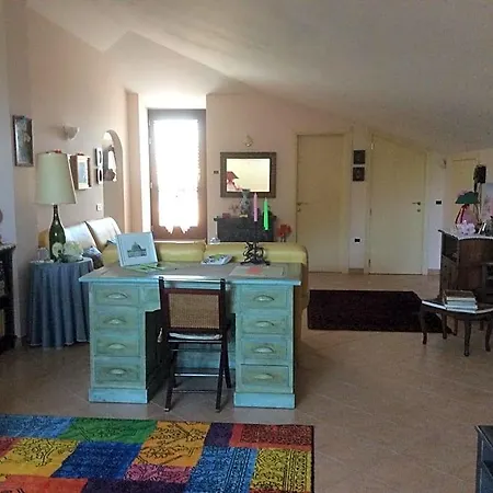 Mikigio 3* Mondavio